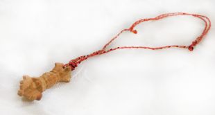 Guru Chakar wood Dorje pendant(Mini)