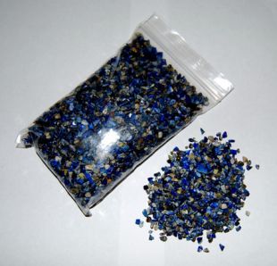Lapis lazuli chips offering