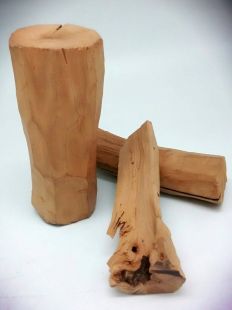 India Laoshan Sandalwood logs( per gram)