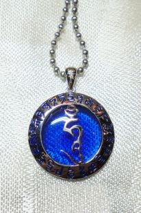 Silver Deity mantra with stone pendant (Medecine Buddha)