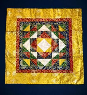 Patch work altar cloth (Medium) 100x100cm(Yellow)